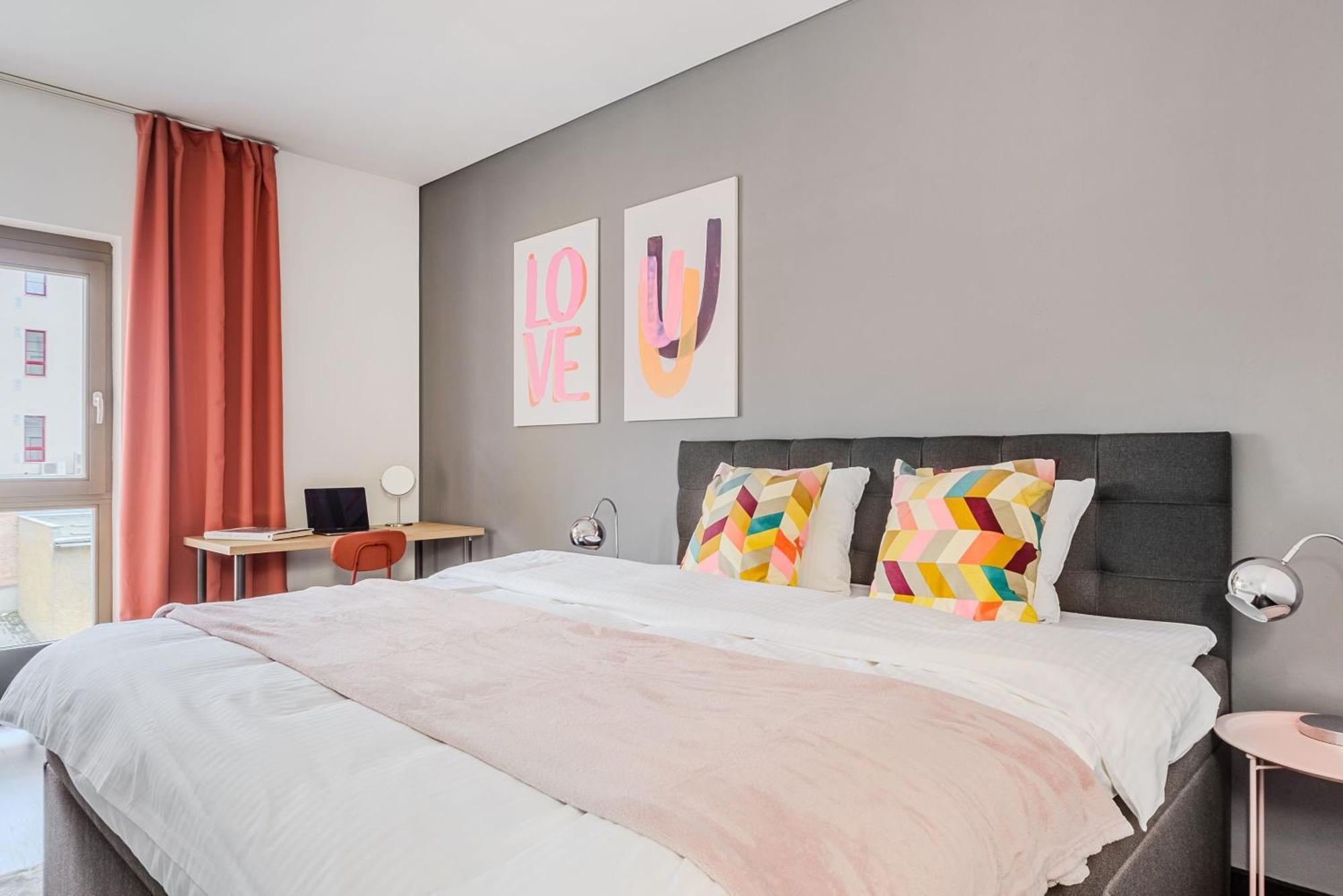 Apartments With Large Balcony, Parking פראג מראה חיצוני תמונה